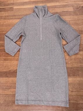 Weekenders Women's Gray Knee Length Quarter Zip Sweatshirt Dress - Size M
 b21
